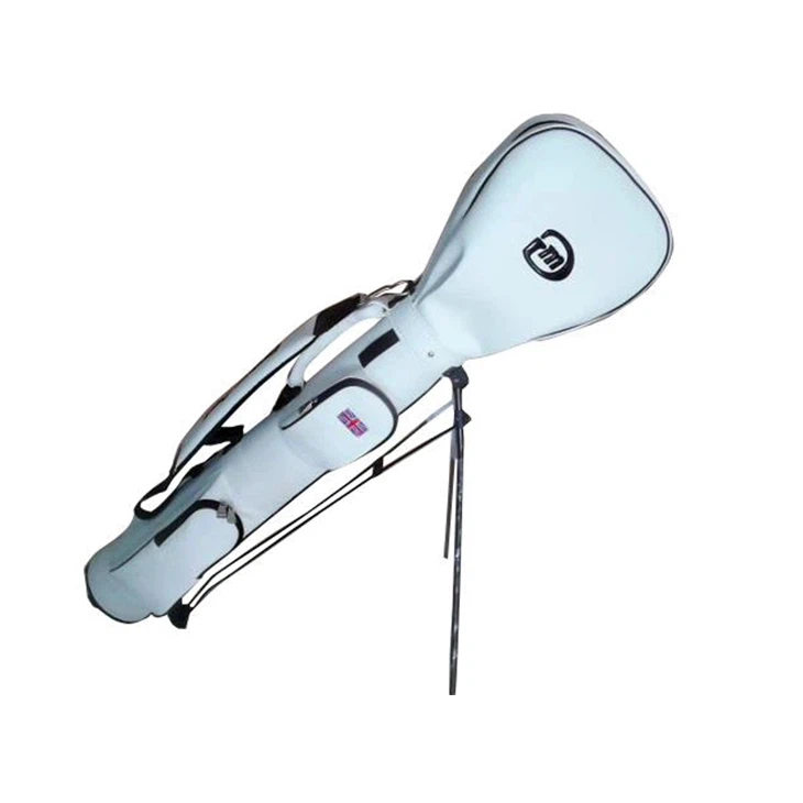 Kannettava golf-harjoituskassi